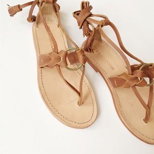 Ulla Johnson Renata Thong Sandals. worn 1x. superb condition.